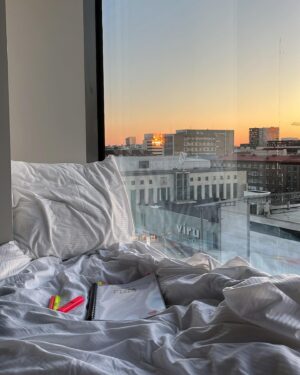 Flora Ofelia Hofmann Lindahl Instagram - 2022 - Sikke et år!💥