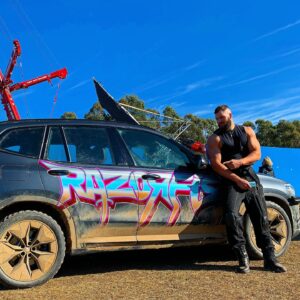 Florian Munteanu Instagram - Who wants to take a ride in the Razor Fist mobile? 😬⚔️
#shangchi