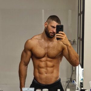 Florian Munteanu Instagram - 10 weeks in...dedicating everything to take it to another level...
They ain't ready for what's next ⚔🔥⚔