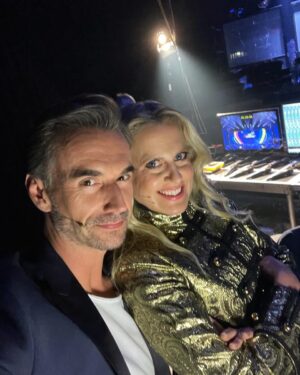 Florian Silbereisen Instagram - Jetzt geht’s los!!!
 
Barbara Schöneberger präsentiert um 22.20 Uhr im Ersten den deutschen ESC-Vorentscheid: "Eurovision Song Contest 2023 - Unser Lied für Liverpool"
 
Gemeinsam mit The BossHoss, Ilse DeLange, Riccardo Simonetti und Malik Harris unterstützen wir live im Studio die Kandidatinnen und Kandidaten! Toi, toi, toi!!! 🤩 🤞
 
#UnserLiedFürLiverpool #ESC2023 #ESC