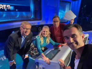 Florian Silbereisen Instagram - Wer gewinnt “Das Quiz 2022”? Günther Jauch, Barbara Schöneberger und Jan Josef Liefers werden heute Abend von mir herausgefordert! 😉 

Den großen Jahresrückblick zum Mitraten gibt’s ab 20.15 Uhr im Ersten. Einschalten! 😊
