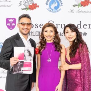 Francesco Bellissimo Instagram - Fantastic event! Once again, I had the honor of participating in the Mrs. Japan International & Ms. Fabulous 2024. I sincerely thank everyone! 👑✨
ミセス・インターナショナル＆ミズ・ファビュラス
ミスター・フェニックス日本大会の審査員を務めさせていただきました！いつもありがとうございます😊
È stato un grandissimo evento! Anche quest’anno ho avuto l’onore di partecipare al Mrs. Japan International & Ms. Fabulous 2024. Ringrazio tutti di cuore! 👑✨

#ベリッシモ #料理研究家 #イタリア料理研究家ベリッシモフランチェスコ #料理研究家ベリッシモ #ミセスインターナショナル #ミズファビュラス #mrsjapaninternational #mrsinternational #msfabulous #美人 #美女 #ミスコン #ミセスコンテスト #vip #luxury #luxurylifestyle #missinternational #beautycontest #芸能人 #芸能ニュース #きゅりあん大ホール #women #beautifulgirls #fashion #beautypageant #glamour #beautyqueen #美魔女 #enjoylife