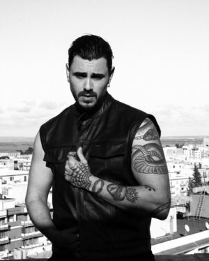 Francesco Maria Monte Instagram - La vida es sangre, sudor y fuego🩸

@anthiaphotographer 
@_angelicasmaldone.mua