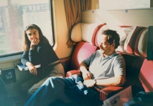 Francisca Alegría Instagram - Parte de mi viaje. Mi mamá y mi papá en su propio viaje por el mundo.
