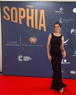 Francisca Salgado Instagram - uma noite onde se celebrou e viveu a liberdade na magia do cinema 🎥🌹❣️#premiossophia2024 💥

@academiaportuguesadecinema 
@paulotrancoso 
@carla_chambel_atriz 
@europeanfilmclub 
@europeanfilmacademy 
@truesparkle_lisbon 
🥻: @whynotstore.pt 
💄: #raqueldesá 

#cinema #cinemaportugues #liberdade #magia #cinemaeuropeu #2024
