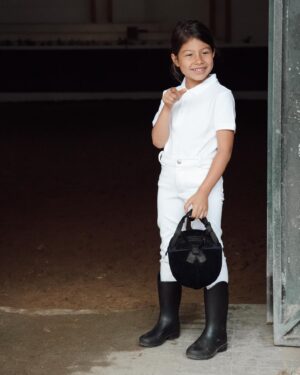 Francisco Garcia Instagram - Imaginem uns pais orgulhosos antes da prova começar! E agora imaginem que a nossa Mercedes ficou em PRIMEIRO lugar na sua primeira prova 🥹❤️ vivaaaa a nossa super cavaleira 🏇