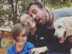 Francisco Kaminski Instagram - Gracias, gracias, gracias! @supermarianopayasocaramelo por elegirme como tú padre! @carlajaracadiz por darme lo más importante en mi vida y darme el título de padre! Les deseo a todos un muy lindo día! #diadelpadre2020 aprovecho de agradecer y saludar mi papito que lo quiero mucho @kaminski3333 ❤️ y también darle las gracias por todo! Y por último agradecer a dios por ponernos en esto! Es obra tuya! 🙏