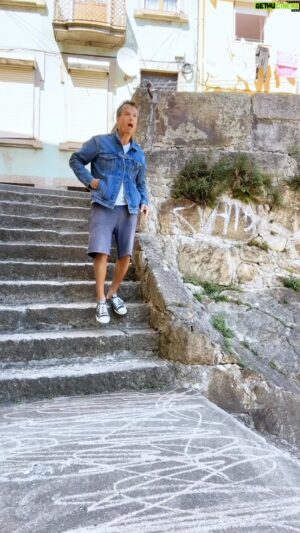 Francisco Menezes Instagram - 👑FINO😌não fala de coisas difíceis #humor #comedia #portugal🇵🇹 #brasil