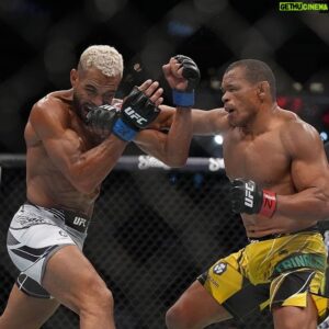 Francisco Trinaldo Instagram - Parabéns, @massaranduba por mais uma vitória no UFC 274🇧🇷
Brasília e o Brasil torcem sempre por você! 
Sua força, persistência e dedicação são inspiração para todos nós!
Siga em frente meu amigo! Que Deus te abençoe em sua caminhada. 🇧🇷👊🏼🥊 
.
.
.
.

.
.
.

.
.
.
.
#ufc274 #ufcbrasil #ufcbrasilia 
#planaltinadf #mmabrasilia #mmabrasil 
#capitalesportes #brasiliadf #esportebsb #atletas #brasilia #brasiliaesportes #esportebrasília #esportebrasilia #nucleobandeirante  #grandecolorado #guará #riachofundo #taguatinga #brasilia #planopilotodf #sobradinhoI #sobradinho #ceilandia #recantodasemas #samambaiasul #samambaianorte #santamaria #gamadf #leobuarque #leonardobuarque