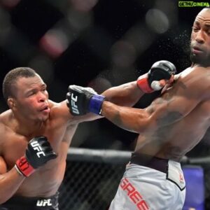 Francisco Trinaldo Instagram - Hoje é dia de #TBT Dia de Luta como sempre mostrando o Poder das minhas Mãos contra Caras Duros! Doido para bater em alguém sem Luva, com Respeito mas Aqui é Mão de Pedra e Queixo de Aço!! No fim Feliz e Sucesso Alcançado 
Fight Day Letting my hands do the work Against some of the Best! I can’t wait to beat someone Bear knuckle, all respect but you know here is  hand of stone and Iron chin!!! In the End happy n successful ✅✅✅
@ufc @bareknucklefc @ufc_brasil @bobbykinggreen @felderpaul @jimmiller_155 Legends #Entendeu