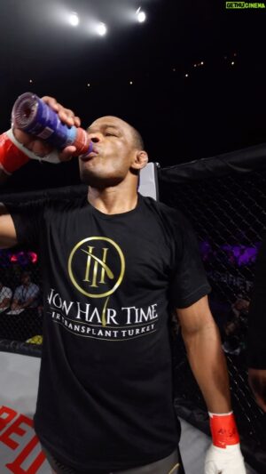 Francisco Trinaldo Instagram - @massarandubamma gets the win via 1st round TKO!
