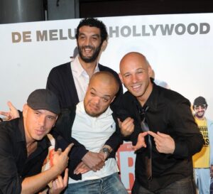 Franck Gastambide Instagram - Il y a 10 ans aujourd’hui sortait mon 1er film. Tournée dans ma ville, dans ma banlieue, avec mes potes, mon chien, un ours, une BX, la mafia k1 fry, une équipe de foot de nains entraînées par Éric Cantona, Ramzy qui force les gens à acheter son album de rap, François Damiens producteur des mamies dans l’espace, @djcutkiller pour la Bande Originale.. Le film sera projeté à Cannes et fera   d’1 millions d’entrées .. maintenant disponible sur Netflix et Prime vidéo ❤️🙏🏼 Qu’elle est votre scène ou réplique préféré du film ?