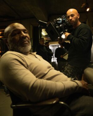 Franck Gastambide Instagram - MEDELLIN dans 15 jours sur @primevideofr 🍿🔥 ❤️🙏🏼 (📷 @mikacotellon) #miketyson