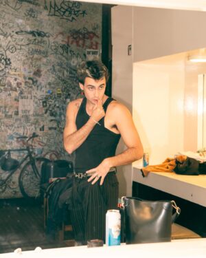 Franco Rizzaro Instagram - anoche abriéndole el show a @polgranch en niceto ❤️‍🩹 gracias a todxs x el amor q me tiraron <3 a mi equipo @bullmediagroup, a @sonymusicargentina y a todo el team de Pol por darme la oportunidad 💌 
las fotos son de @unanochebajolaluna 🫂