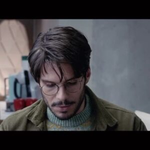 François Civil Instagram - PAS DE VAGUES réalisé par Teddy Lussi-Modeste, co-écrit avec @audrey.diwan sort mercredi 27 mars au cinéma ! 
Un film que j’aime énormément.
Un film sur l’importance de la libération et l’écoute de la parole de tous au sein de l’école. 

Chance de jouer avec @agneshurstel @shainboumedine @fadilycamara … et bien sûr mes élèves extraordinaires :) @mallo_wanecque Toscane Duquesne, Bakari Kebe et tous les autres !

Rendez vous mercredi au cinéma 🫶🏻