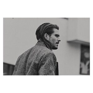 François Civil Instagram - Hello 👋🏻 
📷 @arnolamphoto