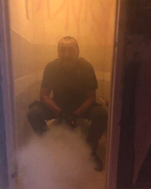 François Civil Instagram - Après avoir vu sa sortie décalée plusieurs fois à cause de la situation sanitaire, BAC NORD sera (ENFIN!) mercredi au cinéma..

TELLEMENT HÂTE !! FONCEZ VOIR CETTE PÉPITE DE @cedricjimenez !!

En attendant -  quelques photos qui décriront bien l’ambiance de feu et la joie absolue qu’a été celle de faire ce film.

Avec les collègues 🐉
@autopromodegilleslellouche 
@karimleklou
@adeleexarchopoulos 
@fortaskenzaofficiel 
@idir.azougli 
@kofs_officiel 
@cyril.lecomte3 
@kaissam6 
Et toute l’équipe 
Amour sur vous ❤️