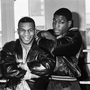 Frank Bruno Instagram - Afternoon its a nice day for a walk! You know every year in January I worry will this year be the quiet year when people move on to new up and coming talent for their dinners, boxing shows, mental health talks etc. Great news from office over 40 quality enquires this week looks like a busy year I don’t know what I was worrying about! So West Ham NEED a win today everythings crossed! Have a good day I fancy fish & chips for a change!
 #afternoon #walk #weekend