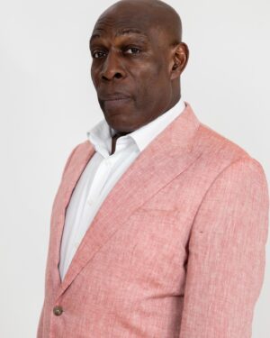 Frank Bruno Instagram - Morning been listening to all the Football armchair experts. What do I think? I think I’ll let everyone else say their bit!! The good thing last nights game bought out families to watch it partners who normally do not bother watched the game. Why do we put ourselves through it? Have a good day.  #soccer #morning #friday