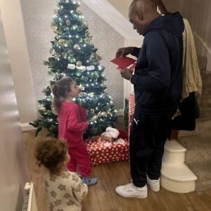 Frank Bruno Instagram - Morning when I look at the way our kids and Grandkids are exposed to our current society at an ever earlier age I love the innocence of my Grandkids and just wish none of us had to get any older!! #kids 
 
 #afternoon #family
