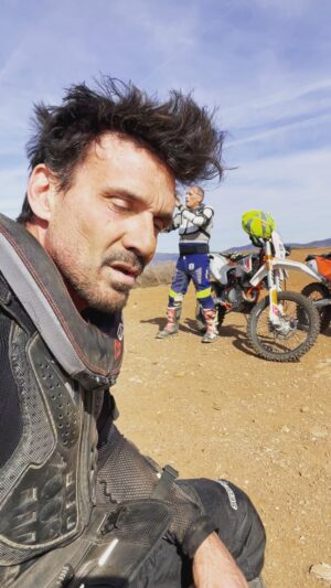 Frank Grillo Instagram - Me and my brother @deangrillodc waaaay up in beautiful hills. This is  one of the ways i truly find peace. @ktm_official. Go out and do what you love. #ride
