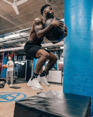 Frank Martin Instagram - I ain’t got time for playn👻

#ghost #mandown #cev