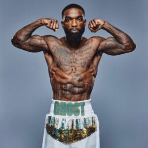 Frank Martin Instagram - ITS MY TIME!!!👻

#ghost #mandown #cev #fightweek #lasvegas #cosmopolitanlasvegas #showtime #boxing