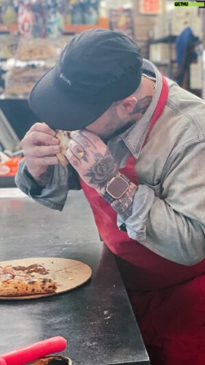 Frank Pinello Instagram - When the pizza really hits the spot. Discover which pizzas induced Frank Pinello (@bestpizza33) and Auggie Russo’s (@tinypizzakitchen) pizza euphoria, in Pizza With Frank Episode 1. 

Available to watch now on GozneyTV on YouTube (🔗 in bio). 

#GozneyTV #PizzaWithFrank