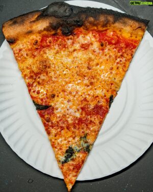 Frank Pinello Instagram - From start to crust. Worth every bite 🍕 

🍕 ⏰ Su-Thu 11a-10p | Fri & Sat till 11p
🍕 📍 33 Havemeyer St, Brooklyn 
🍕 ☎️ (718) 599-2210
🍕 📌 Tap link in bio for more locations 
.
.
#bestpizza #food #pizza #dailypizza #newpaltz #dinein #eatheworld #nycrestaurants #brooklyn #pizzapizza #lovefood #bestfood #thrillist #nypizza #🍕#eatmunchies #firstwefeast #dinein #forkyeah #williamsburg #americandreammall #eatmunchies #foodporn #newforkcity #eatingnyc #foodstagram #eaterny #nycrestaurants