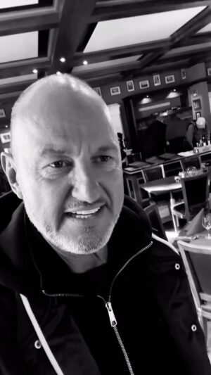 Frank Rosin Instagram - Danke für die Mega Unterstützung! Aber es ist leider wie es ist! 
Tatsachenentscheidung! 
19% wird bleiben aber wir bleiben dran, arbeiten an einem Kompromiss der für alle nachvollziehbar ist
Wir geben nicht auf!
@bundeskanzler @christianlindner @martin.behle #bundeskanzler #christianlindner @jensspahn @dehoga.bundesverband @dehoga.nrw @dehoga_berlin @hack_ag @alexander_herrmann_offiziell