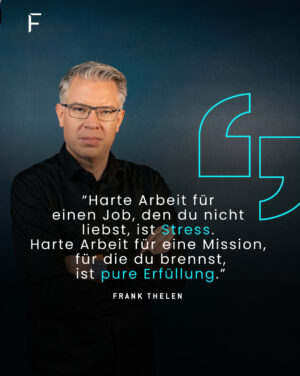 Frank Thelen Instagram - Bei all den Debatten um die 4-Tage-Woche und Reduzierung von Arbeitszeit habe ich das Gefühl, dass viele Menschen keine wahre Erfüllung in ihrem Job finden. 

Ich arbeite schon seit vielen Jahrzehnten deutlich mehr als 40 Stunden die Woche – und das freiwillig und angetrieben von Passion und Begeisterung für Technologie. 

Mir ist klar, dass das ein Privileg ist, dass sich nicht jeder leisten kann. Aber sollte dann die Debatte nicht vielmehr lauten: Wie können wir mehr Menschen ermöglichen, ihrer Passion zu folgen und Erfüllung in ihrem Job zu finden?

Ich glaube, ein wichtiger Schlüssel hierfür ist mehr Eigenverantwortung: sei es über eine Gründung, Mitarbeiterbeteiligung oder den Schritt in die Selbstständigkeit. 

Wie sieht es bei dir aus – hast du deine Passion gefunden? 

#4tagewoche #passion #job #worklifebalance #leistung
