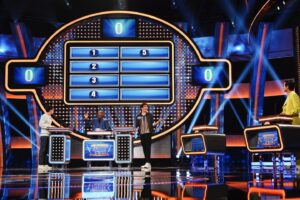 Frankie A. Rodriguez Instagram - Tonight! We’re playing for @makeawishamerica on @familyfeudabc!! 🤩
