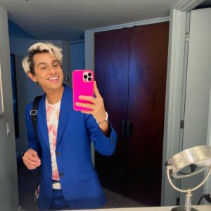 Frankie A. Rodriguez Instagram - Blue & pink for my birthday? Groundbreaking. 💙💖