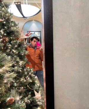 Frankie A. Rodriguez Instagram - Mirror mirror on the wall, thank you for the most litty kitty year of them all 💖 #2022