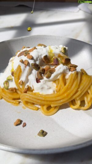 Frankie Celenza Instagram - Spaghetti peperonata