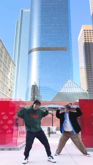 Frankie Chan Instagram - Mission Unlocked🔓 : @frankie729 @tiger_yny 《Day 0》street dance 

📌Next mission from @jeremy_0908 @stanleysc_ 

#MIRRORweare #Day0 #DamianLillard #DameDOLLA