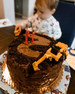 Frankie Muniz Instagram - Two years ago today was the greatest day of my life. My son Mauz was born. First, I want to say he’s got the most amazing mom, my amazing wife @pogmuniz, who set up this construction themed birthday for our baby. I’m forever grateful for her and all she does for him. Today, Mauz jammed on the drums while I played harmonica, we played with trucks, tractors and excavators and laid in the ball pit for hours. I love him beyond belief. Only way it might have been a better day would be if any of his friends showed up to celebrate with him. But he’s got mom and dad to love him and celebrate him forever! I love you Mauz. Happy Birthday @mauzmuniz .