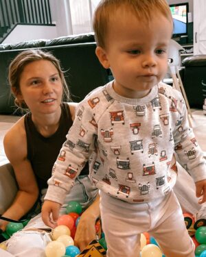 Frankie Muniz Instagram - Two years ago today was the greatest day of my life. My son Mauz was born. First, I want to say he’s got the most amazing mom, my amazing wife @pogmuniz, who set up this construction themed birthday for our baby. I’m forever grateful for her and all she does for him. Today, Mauz jammed on the drums while I played harmonica, we played with trucks, tractors and excavators and laid in the ball pit for hours. I love him beyond belief. Only way it might have been a better day would be if any of his friends showed up to celebrate with him. But he’s got mom and dad to love him and celebrate him forever! I love you Mauz. Happy Birthday @mauzmuniz .