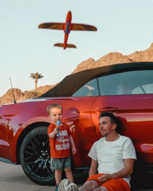 Frankie Muniz Instagram - Mauz’s shirt may say “i love big trucks and i cannot lie”, but I love red @ford mustangs and I cannot lie… 🚒🚗