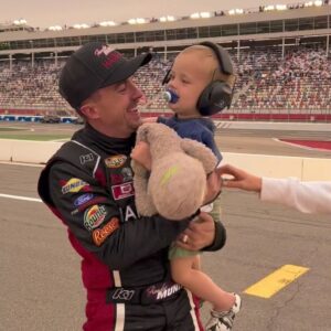 Frankie Muniz Instagram - This is what it’s all for, getting a hug from my son after a tough race and 6th place finish at Charlotte Motor Speedway. Thank you @hairclub for supporting my dream to go racing and giving me the confidence I was missing throughout my hair loss journey. Thank you @rettejones30 and @fordperformance for giving me a super fast Ford Mustang.