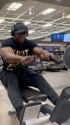 Franklin Lashley Instagram - #morninggrind #timeless