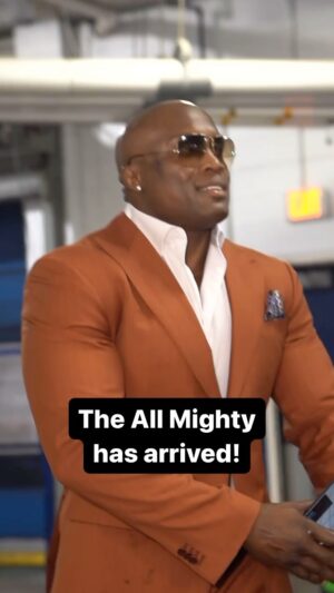 Franklin Lashley Instagram - Will @bobbylashley add #RoyalRumble Match winner to his resume TONIGHT? 👀