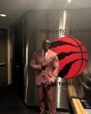Franklin Lashley Instagram - Toronto #smackdown #dapper #suitgame