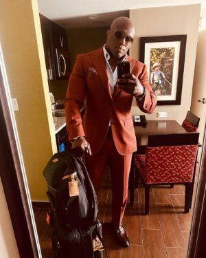 Franklin Lashley Instagram - Time for some business/work!  #Smackdown #letsgo