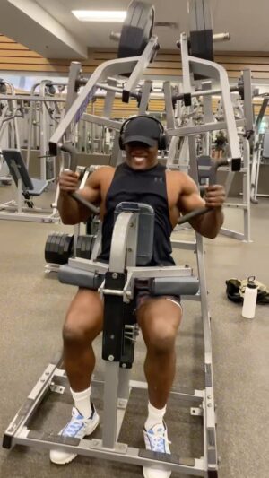 Franklin Lashley Instagram - Love the journey.  #gymtherapy