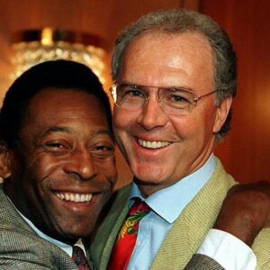 Franz Beckenbauer Instagram - Happy birthday my brother
I wish you all the best 

#franzbeckenbauer #beckenbauer #fb
#kaiser #franzbeckenbauerstiftung #beckenbauerstiftung #worldcup #weltmeisterschaft #trophy #dfb #adidas #fcbayern

© twitter.com/beckenbauer