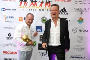 Franz Beckenbauer Instagram - A big thank you to our sponsors and friends for making this unforgettable event possible🏆
#wm1990 

©️W.Breiteneicher für H.Beckenbauer