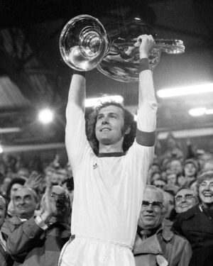 Franz Beckenbauer Instagram - The first European cup win in 1974 

#franzbeckenbauer #beckenbauer #fb
#kaiser #franzbeckenbauerstiftung #beckenbauerstiftung #worldcup #weltmeisterschaft #trophy #dfb #adidas #fcbayern 
©️images/Frinke