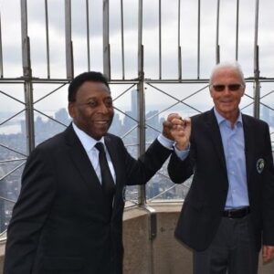 Franz Beckenbauer Instagram - Together with the king of football @pele in New York City. 

#franzbeckenbauer #beckenbauer #fb
#kaiser #franzbeckenbauerstiftung #beckenbauerstiftung #worldcup #weltmeisterschaft #trophy #dfb #adidas #fcbayern #pele 
©️mhm