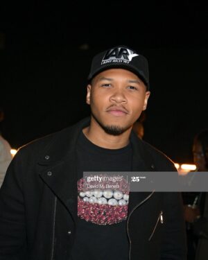 Franz Drameh Instagram - “I am a Black man… I build… I don’t tear down other Black men!… I have felt the pain of being torn down and I have decided I will be deliberate about building others! If I didn’t tag you, please don’t be offended. I tried to pick people I thought would do this challenge!! All too often, we men find it easier to criticize each other instead of building each other up. With all the negativity going around let’s do something positive!! Upload one picture of yourself… only you. Then tag as many brothers to do the same. Let’s build each other up, instead of tearing ourselves down.” #blacklivesmatter #blackmen